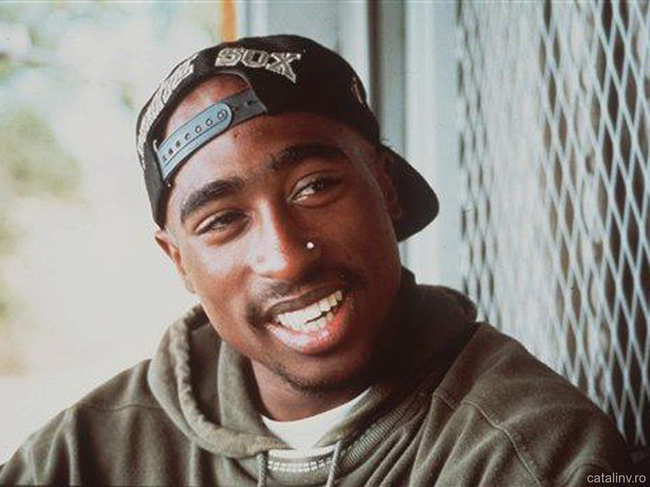 Apare Un Film Despre Celebrul Rapper Tupac Shakur - Catalinv.ro